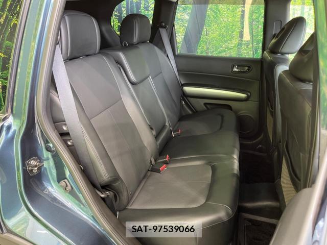 Nissan X-TRAIL 2011-02 8053834-8