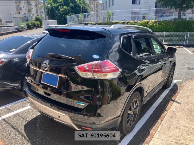 Nissan X-TRAIL 2016-11 8053911-13