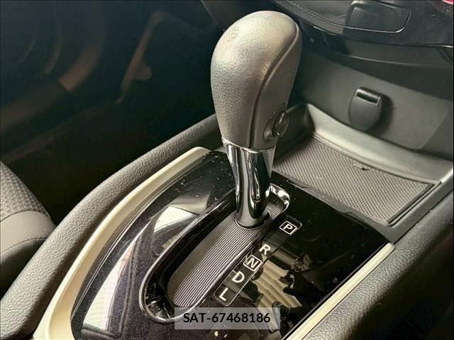 Nissan X-TRAIL 2017-05 8054094-18
