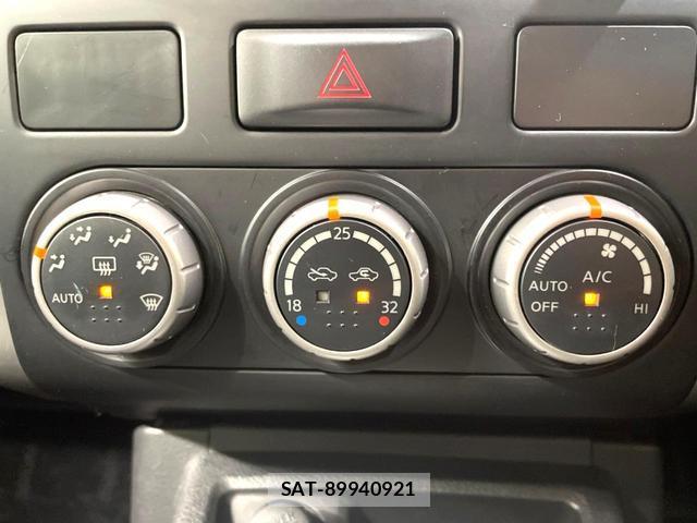 Nissan X-TRAIL 2012-12 8054172-19