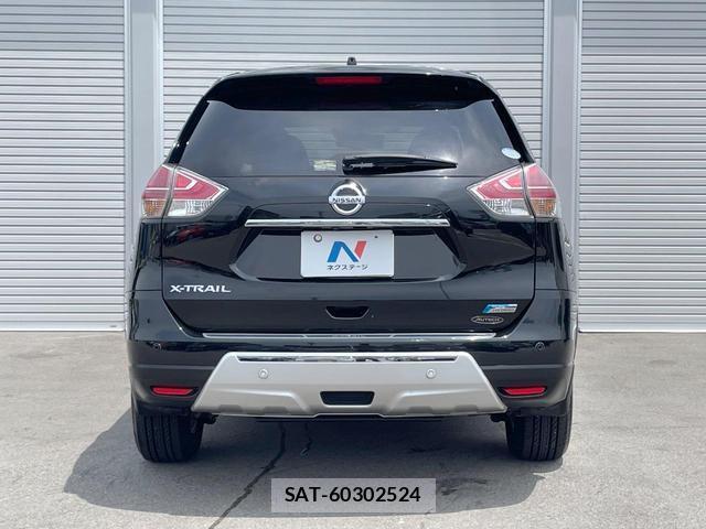 Nissan X-TRAIL 2015-09 8054413-14
