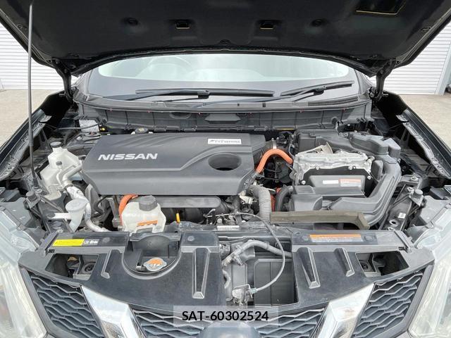 Nissan X-TRAIL 2015-09 8054413-17
