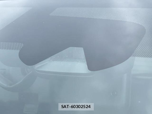 Nissan X-TRAIL 2015-09 8054413-4