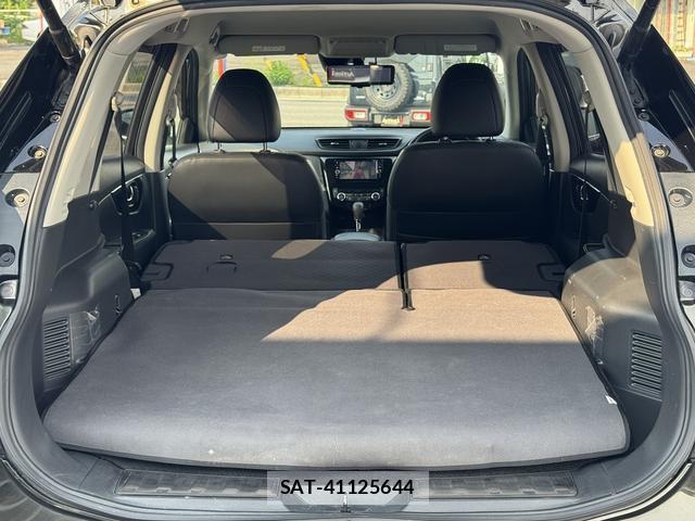 Nissan X-TRAIL 2018-04 8054976-16