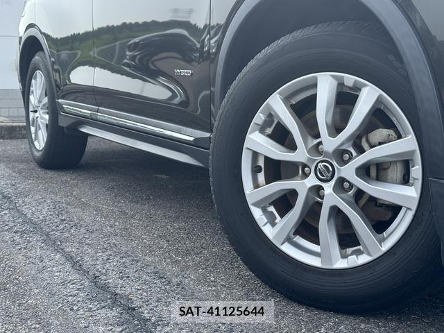 Nissan X-TRAIL 2018-04 8054976-18