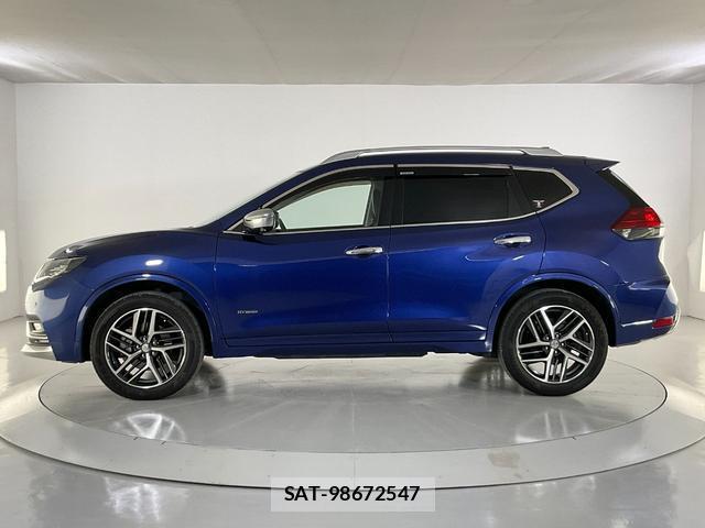 Nissan X-TRAIL 2020-06 8055529-3