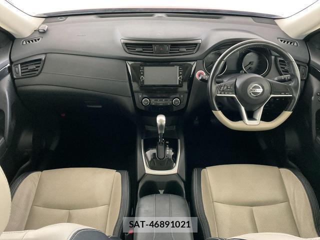 Nissan X-TRAIL 2017-08 8055545-5
