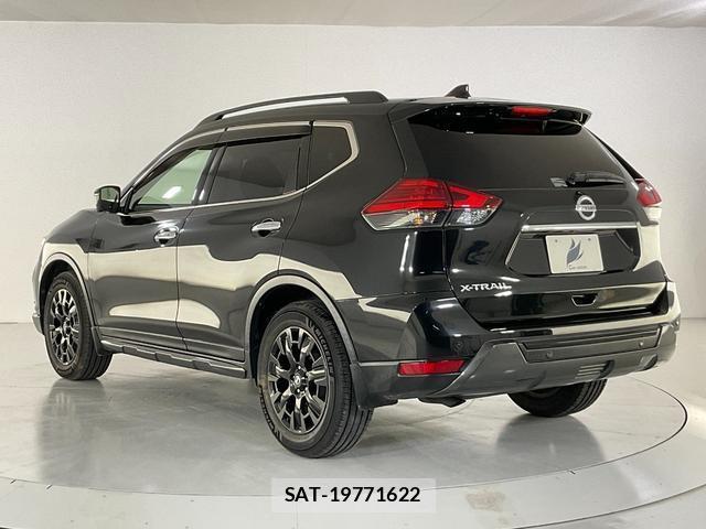 Nissan X-TRAIL 2017-07 8055548-4