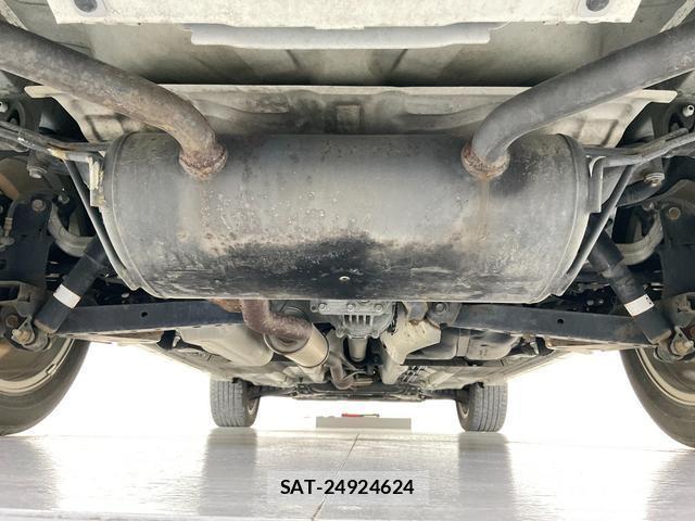 Nissan X-TRAIL 2017-09 8055555-10