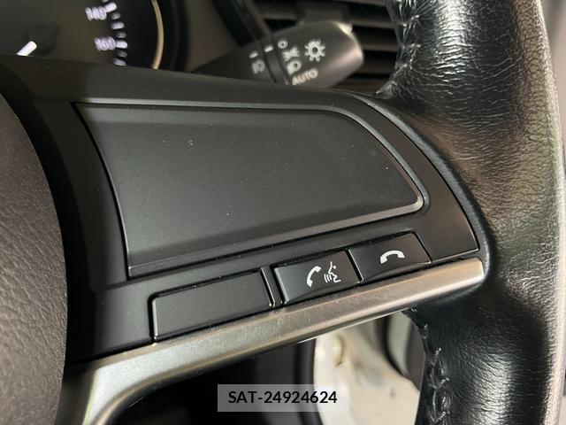 Nissan X-TRAIL 2017-09 8055555-17