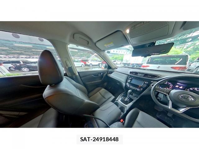 Nissan X-TRAIL 2017-09 8055579-7