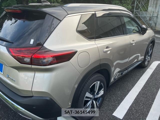 Nissan X-TRAIL 2023-03 8055682-12
