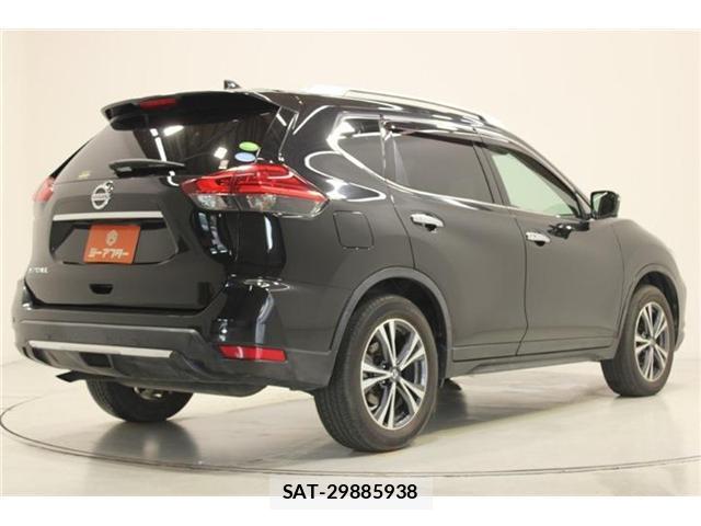 Nissan X-TRAIL 2018-07 8055886-11
