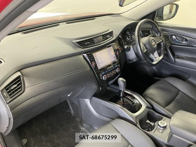 Nissan X-TRAIL 2018-03 8055924-15