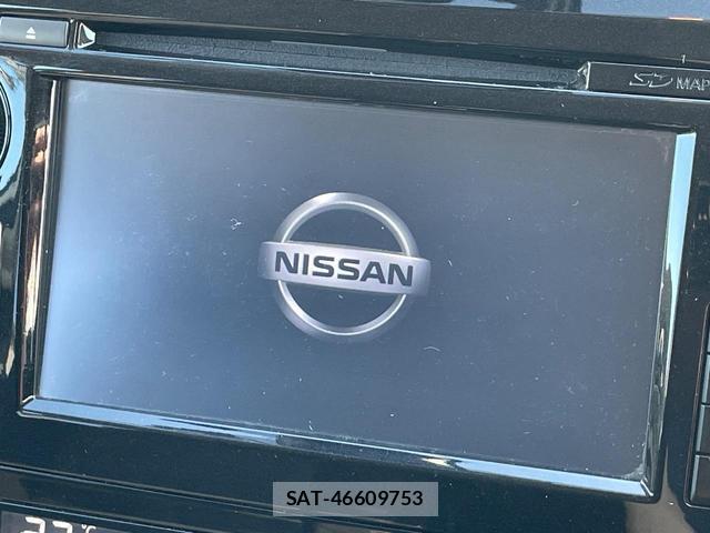 Nissan X-TRAIL 2017-01 8055994-2