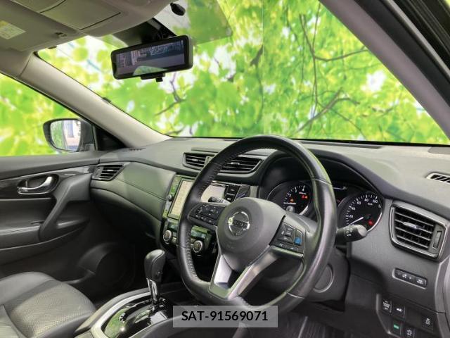 Nissan X-TRAIL 2017-12 8056152-3