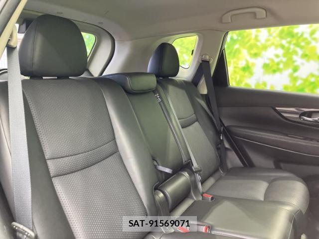 Nissan X-TRAIL 2017-12 8056152-4
