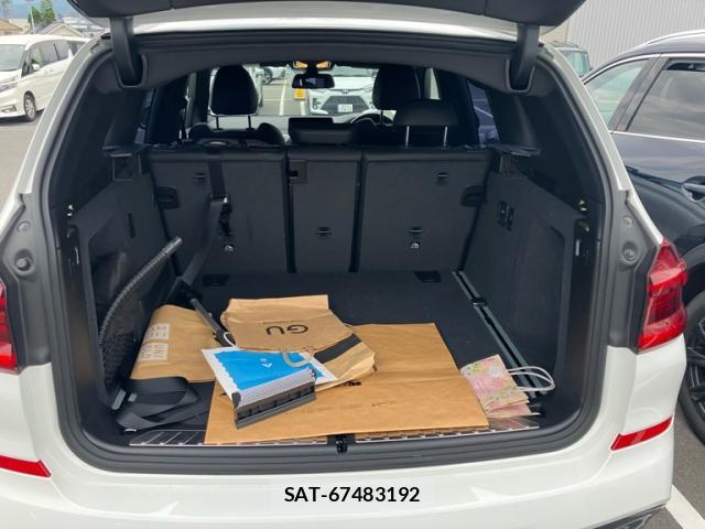 Bmw X3 2021-10 8055105-6