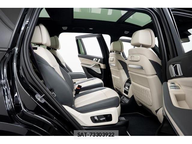 Bmw X7 2023-03 8054554-13