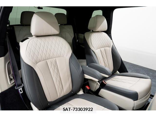 Bmw X7 2023-03 8054554-14