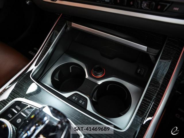 Bmw X7 2021-01 8055365-15