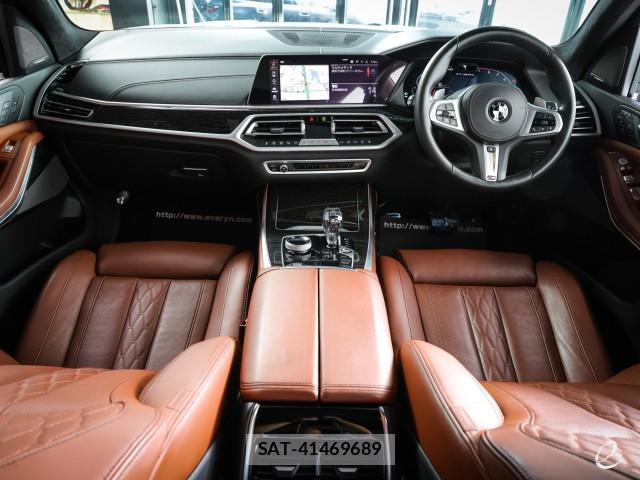 Bmw X7 2021-01 8055365-2