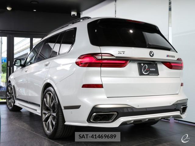 Bmw X7 2021-01 8055365-9