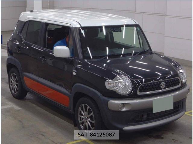 Suzuki X BEE 2019-07 8053369-0