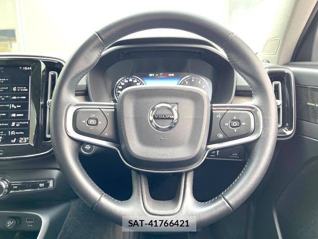 Volvo XC40 2018-08 8054212-10