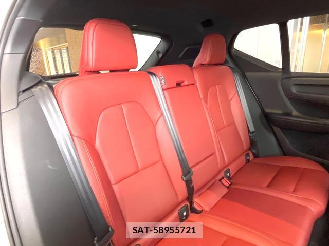 Volvo XC40 2020-05 8054213-12