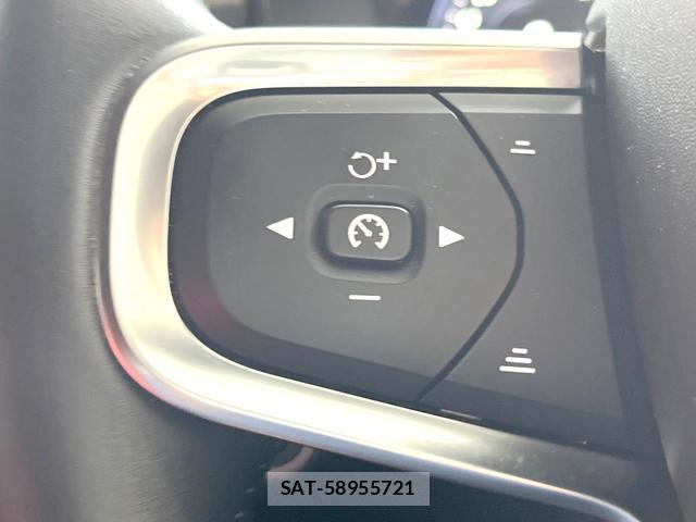 Volvo XC40 2020-05 8054213-8