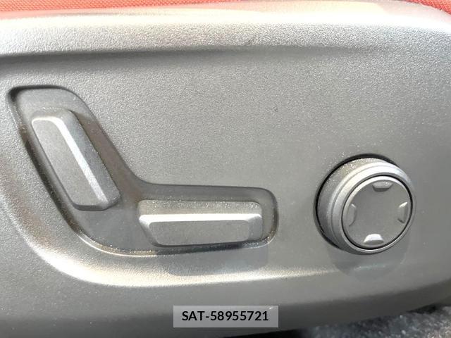Volvo XC40 2020-05 8054213-9