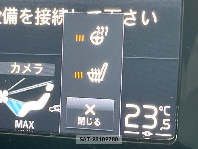Volvo XC40 2021-06 8054214-6
