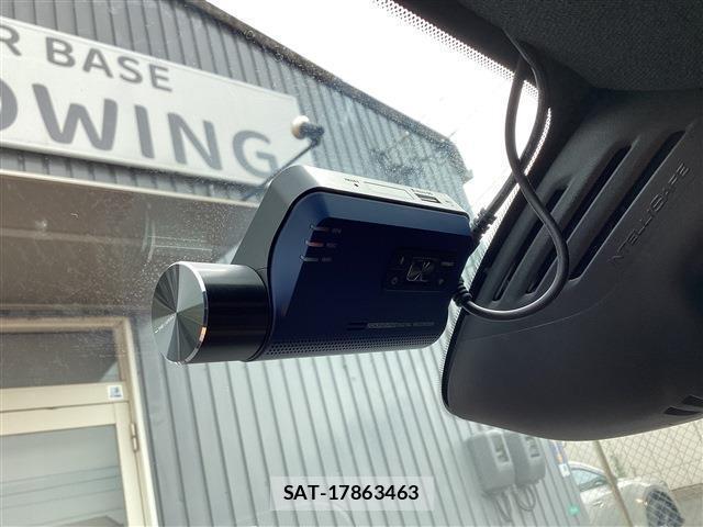 Volvo XC40 2021-06 8056076-12