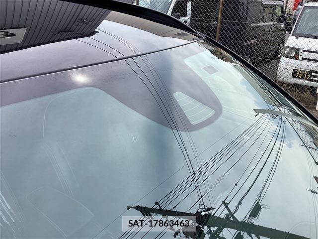 Volvo XC40 2021-06 8056076-17