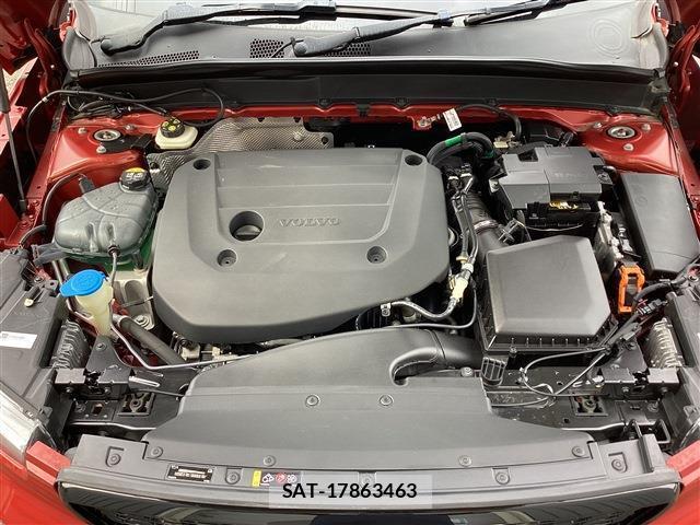 Volvo XC40 2021-06 8056076-19