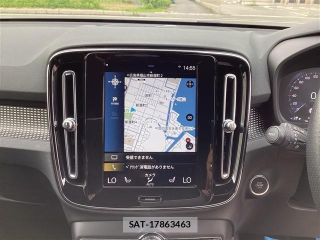 Volvo XC40 2021-06 8056076-6