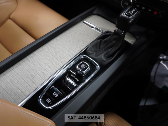 Volvo XC60 2020-08 8055229-10