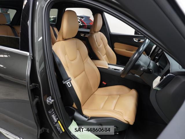 Volvo XC60 2020-08 8055229-12