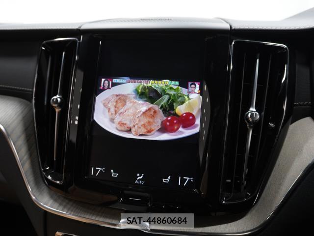 Volvo XC60 2020-08 8055229-5