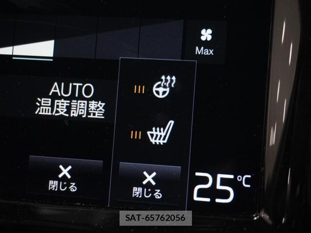 Volvo XC60 2019-08 8055230-7