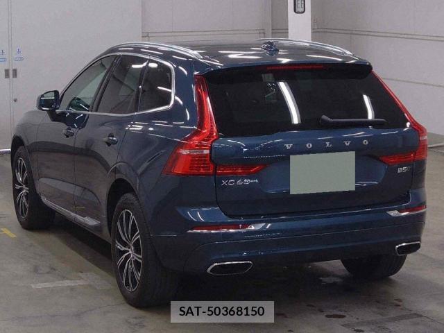 Volvo XC60 2021-05 8055378-4