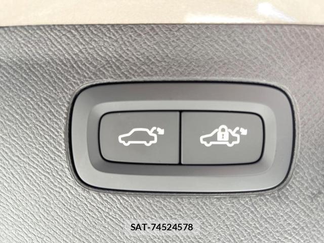 Volvo XC90 2024-09 8053432-18