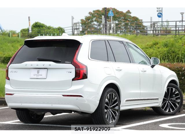 Volvo XC90 2025-11 8055935-5