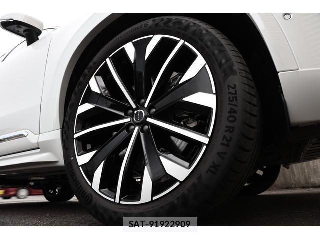 Volvo XC90 2025-11 8055935-8
