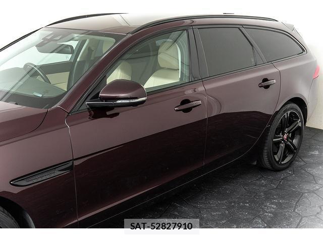 Jaguar XF 2018-11 8054553-7