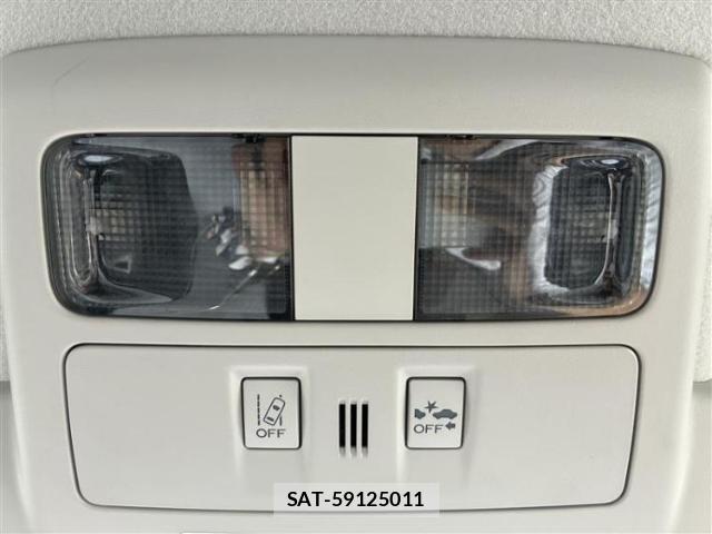 Subaru XV HYBRID 2014-03 8054027-14