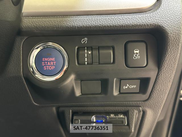 Subaru XV HYBRID 2014-03 8055316-6