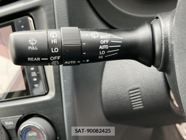 Subaru XV 2014-01 8053519-15