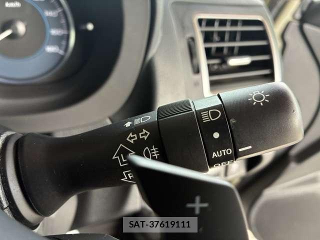 Subaru XV 2015-10 8053590-11
